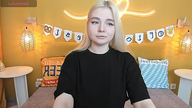 RuthBryant online show from 09/26/25, 01:31