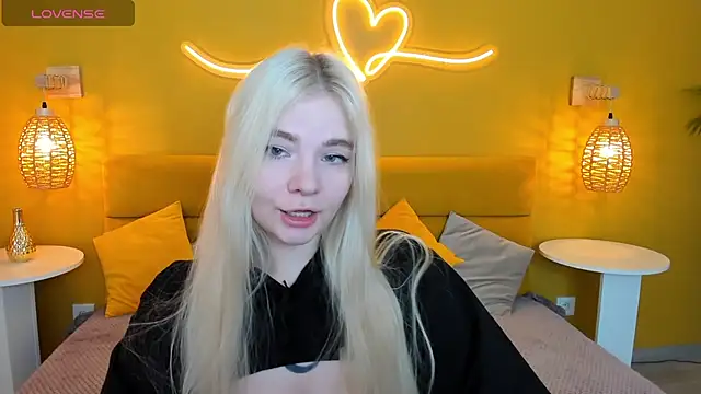 RuthBryant online show from 10/05/25, 01:04