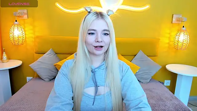 RuthBryant online show from 10/17/25, 08:28