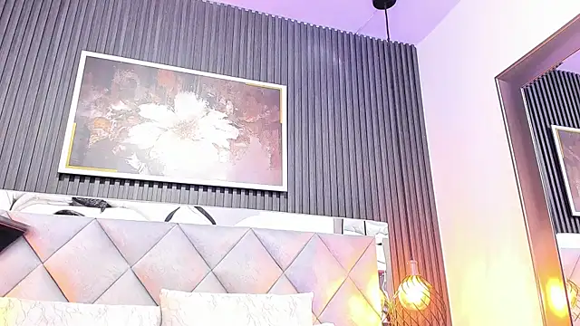 Luna Naughty1 online show from 10/15/25, 02:50