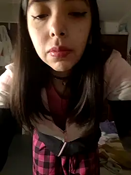 missapril0101 online show from 05/18/26, 03:57