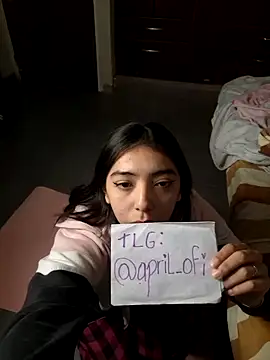 missapril0101 online show from 05/18/26, 04:07