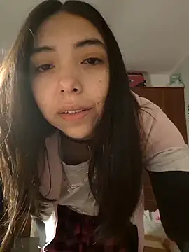 missapril0101 online show from 05/20/26, 03:45