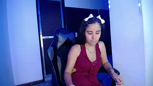 Lucy-23 online show from 11/06/25, 11:26