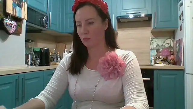 ALICAINWONDERLAND online show from 11/01/25, 04:53