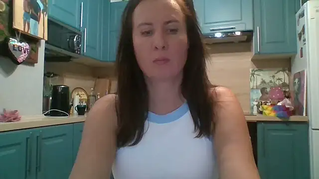 ALICAINWONDERLAND online show from 11/02/25, 05:37