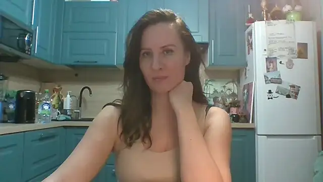 ALICAINWONDERLAND online show from 04/01/26, 09:12