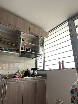 larsonbeverly online show from 03/27/26, 06:29