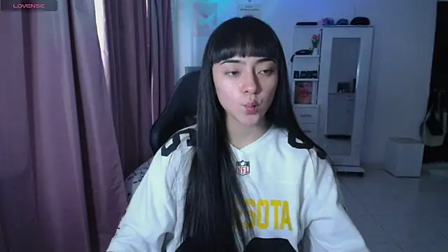 violetta blackk online show from 02/27/26, 04:18