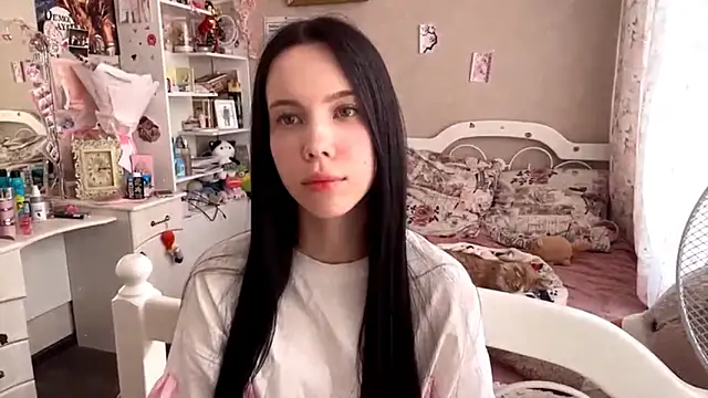 Snapshot of AxyKitten chatting on 09/11/25, 12:16 AxyKitten online show from 09/11/25, 12:16