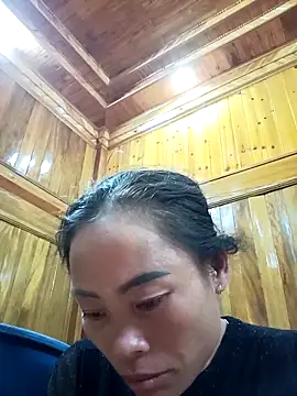Snapshot of CoMay003 chatting on 09/15/25, 12:38 CoMay003 online show from 09/15/25, 12:38