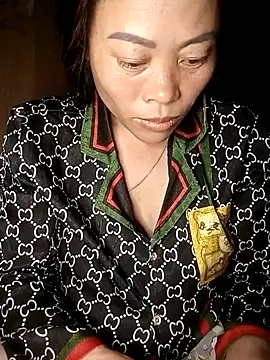 CoMay003 online show from 04/15/26, 09:26