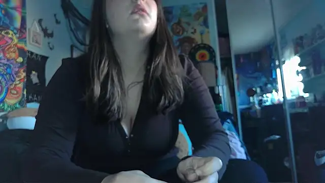 Snapshot of bimbo_gurl chatting on 10/28/25, 10:56 bimbo gurl online show from 10/28/25, 10:56