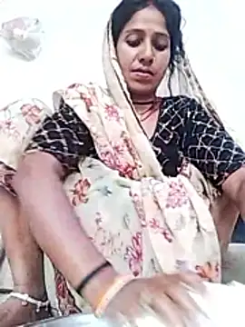 Snapshot of MISS-KAYA chatting on 05/11/26, 02:17 MISS-KAYA online show from 05/11/26, 02:17