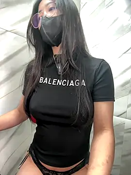 Voyerra g online show from 11/30/25, 03:21