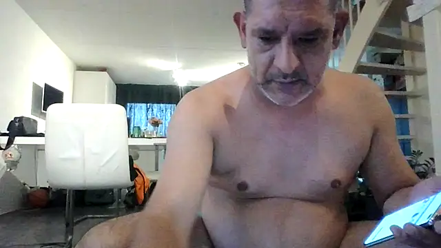 Stack111111 online show from 09/18/25, 02:30