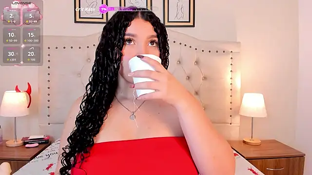 cristhi esterling online show from 12/04/25, 12:14