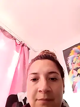 Agatha bellucci  online show from 02/15/26, 09:11