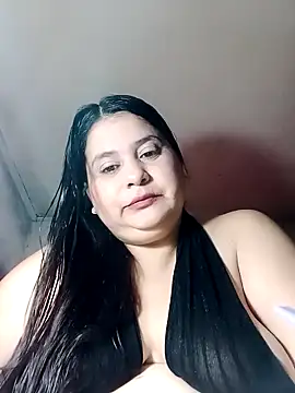 Ayma1983 online show from 11/07/25, 09:53