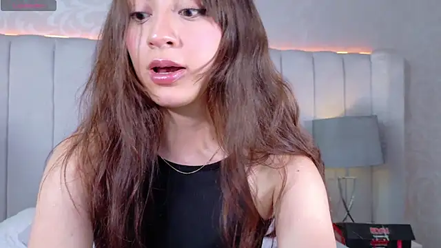 LuluBeerry online show from 10/02/25, 06:37