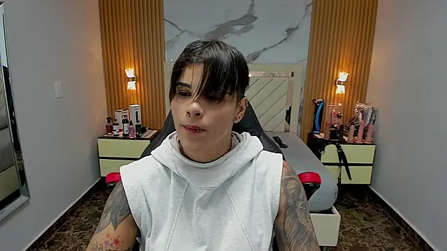 KAROLLJONES1 online show from 11/05/25, 07:25