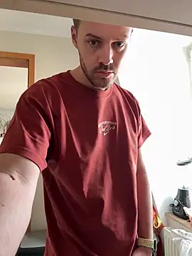 Snapshot of bigcockjohnxxxxx chatting on 10/30/25, 11:00 bigcockjohnxxxxx online show from 10/30/25, 11:00