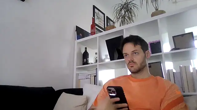 Snapshot of bigcockjohnxxxxx chatting on 11/17/25, 01:28 bigcockjohnxxxxx online show from 11/17/25, 01:28