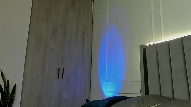 Ice Princess  online show from 10/28/25, 12:52