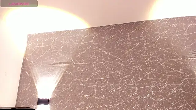 Miss Charlottet online show from 12/15/25, 09:19