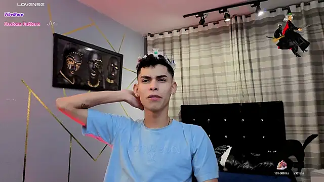 Room 69x online show from 10/25/25, 03:36