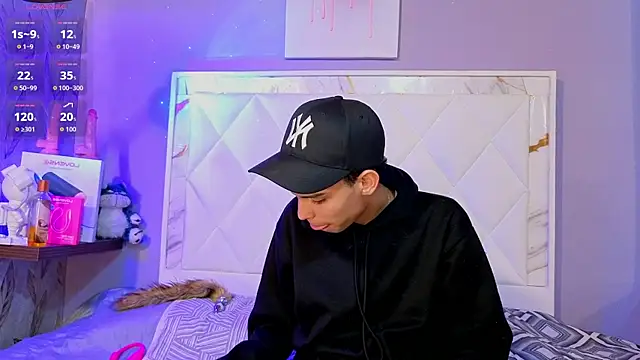 Room 69x online show from 04/20/26, 12:30