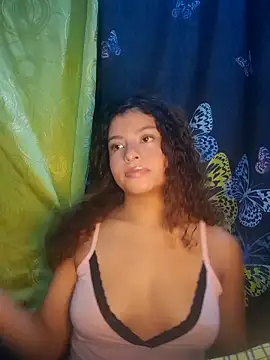 Lulupeach69 online show from 09/21/25, 01:18