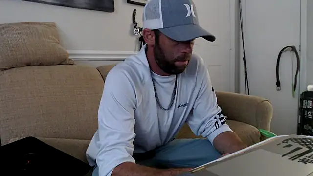 Snapshot of JM71325 chatting on 06/03/26, 11:43 JM71325 online show from 06/03/26, 11:43