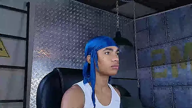 AlanCutee online show from 10/31/25, 11:22