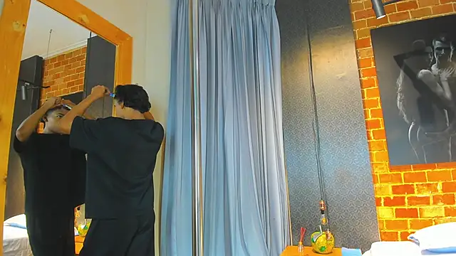 AlanCutee online show from 11/18/25, 11:36