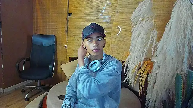 AlanCutee online show from 11/27/25, 11:23