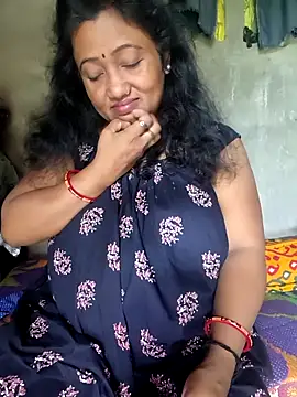 Snapshot of Cute-Swewty chatting on 09/16/25, 08:48 Cute-Swewty online show from 09/16/25, 08:48