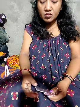 Snapshot of Cute-Swewty chatting on 09/23/25, 03:04 Cute-Swewty online show from 09/23/25, 03:04