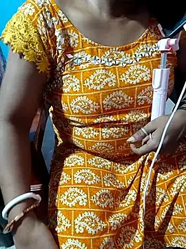 Snapshot of Cute-Swewty chatting on 10/12/25, 01:10 Cute-Swewty online show from 10/12/25, 01:10