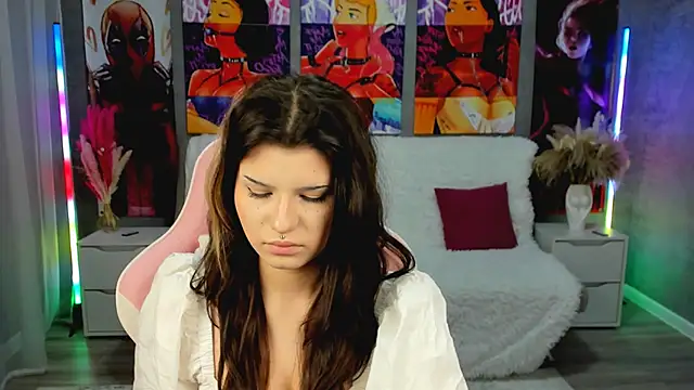 Snapshot of AnoraDark chatting on 02/12/26, 07:31 AnoraDark online show from 02/12/26, 07:31