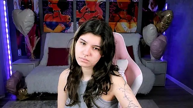 Snapshot of AnoraDark chatting on 03/01/26, 06:32 AnoraDark online show from 03/01/26, 06:32