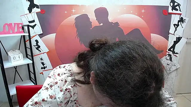 NeonilaLisova online show from 12/04/25, 06:23