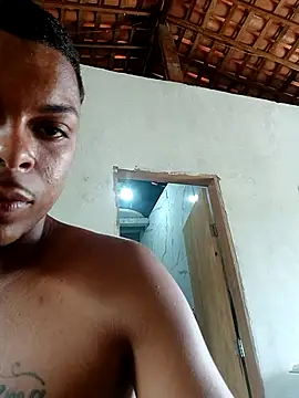 Snapshot of Rafael-01 chatting on 10/26/25, 03:29 Rafael-01 online show from 10/26/25, 03:29