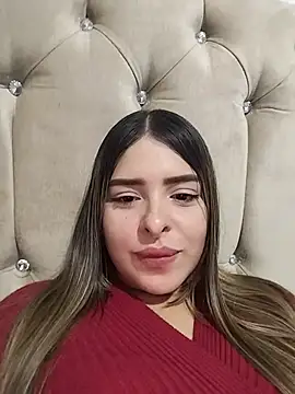 Snapshot of Nahomy_cm chatting on 06/27/26, 04:06 Nahomy cm online show from 06/27/26, 04:06