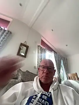 philefc online show from 09/21/25, 03:02