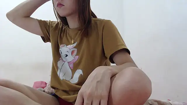 Dolly Peach  online show from 01/16/26, 07:51