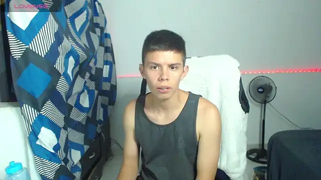JhoanVelezModel online show from 10/05/25, 02:10