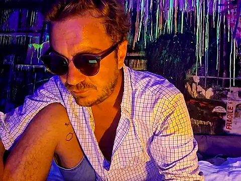 3615-ULLA online show from 09/20/25, 12:44