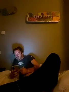 3615-ULLA online show from 11/25/25, 09:09