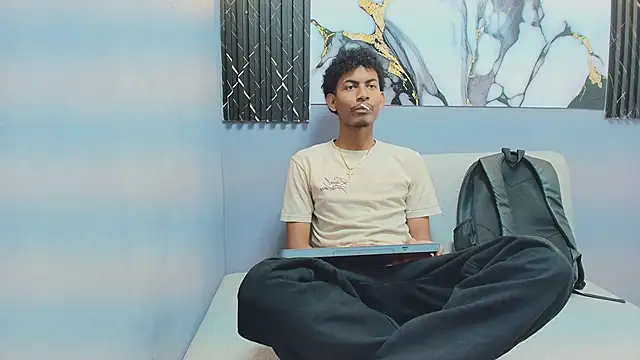 FYKMOR 1 online show from 11/21/25, 07:45